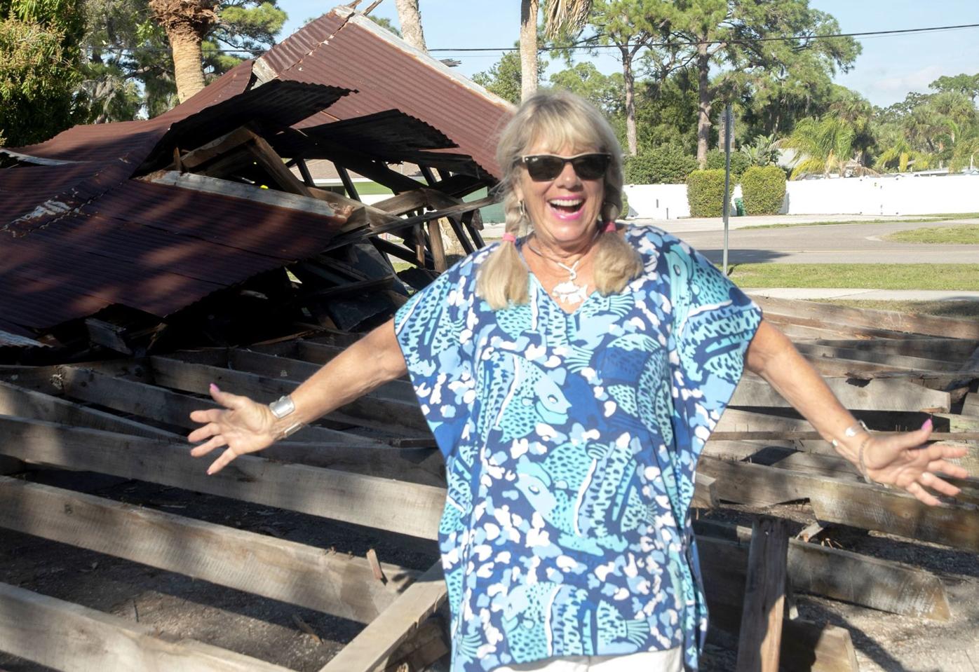 Barn Salvaged For Art Englewood Sun Yoursun Com