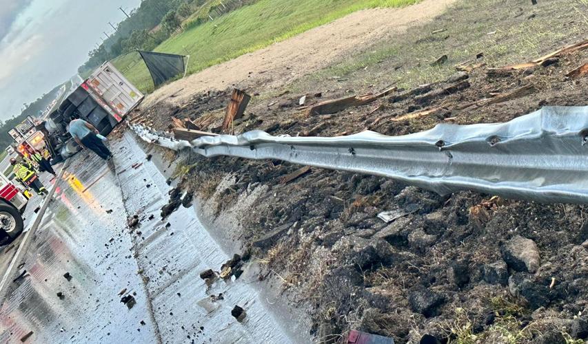 Flipped dump truck snarls traffic on I-75 in North Port | Port ...
