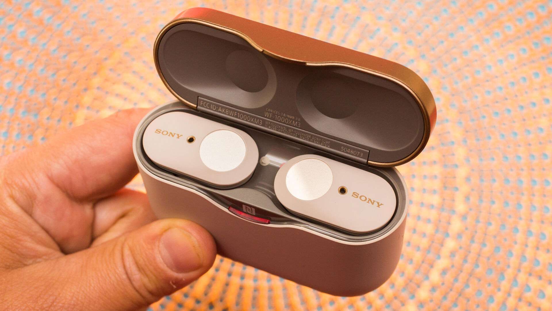 best earbuds noise cancelling 2020