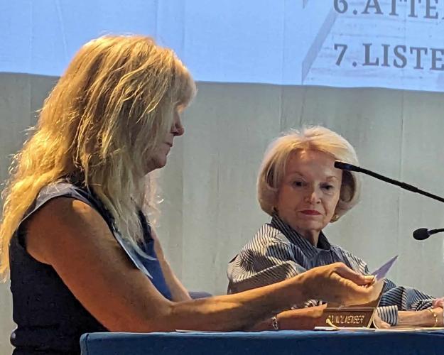 Lux Lockhart sworn in on Punta Gorda City Council News yoursun com