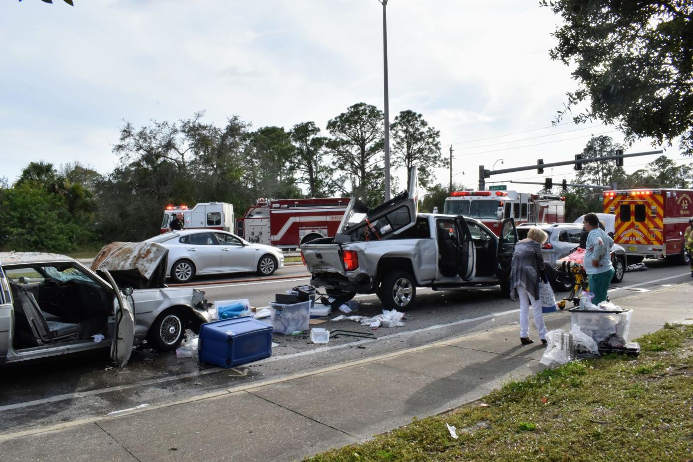 Punta Gorda Man In Critical Condition After 5 Car Crash Police Beat Yoursun Com