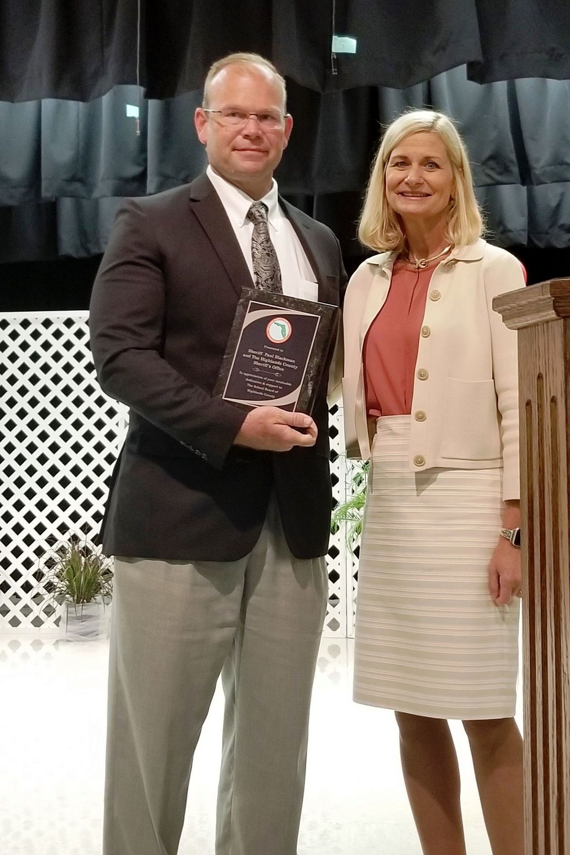 APHS's Henderson named Teacher of the Year | News | yoursun.com