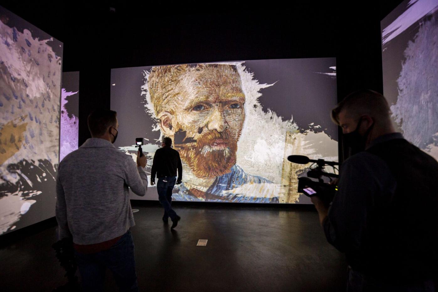 Van Gogh Alive Brings Multisensory Art Experience To The Dali Museum Features Yoursun Com Van Gogh Alive Brings Multisensory Art Experience To The Dali Museum Features Yoursun Com