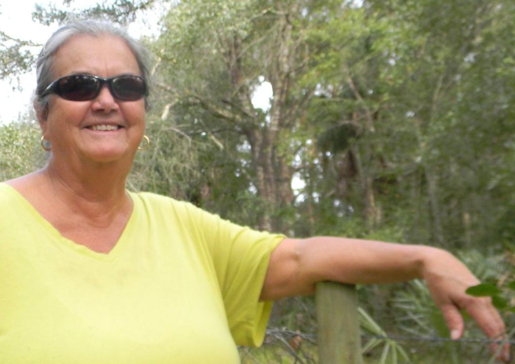 Beachwalk Is In Her Backyard Englewood Sun Yoursun Com