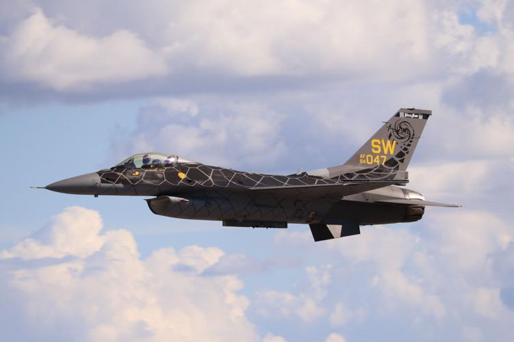 Blue Angels return to the Florida International Air Show in 2025