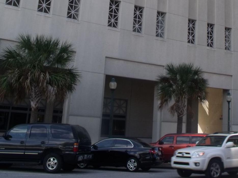 COVID breaks out in Sarasota jail with 74 cases The Daily Sun