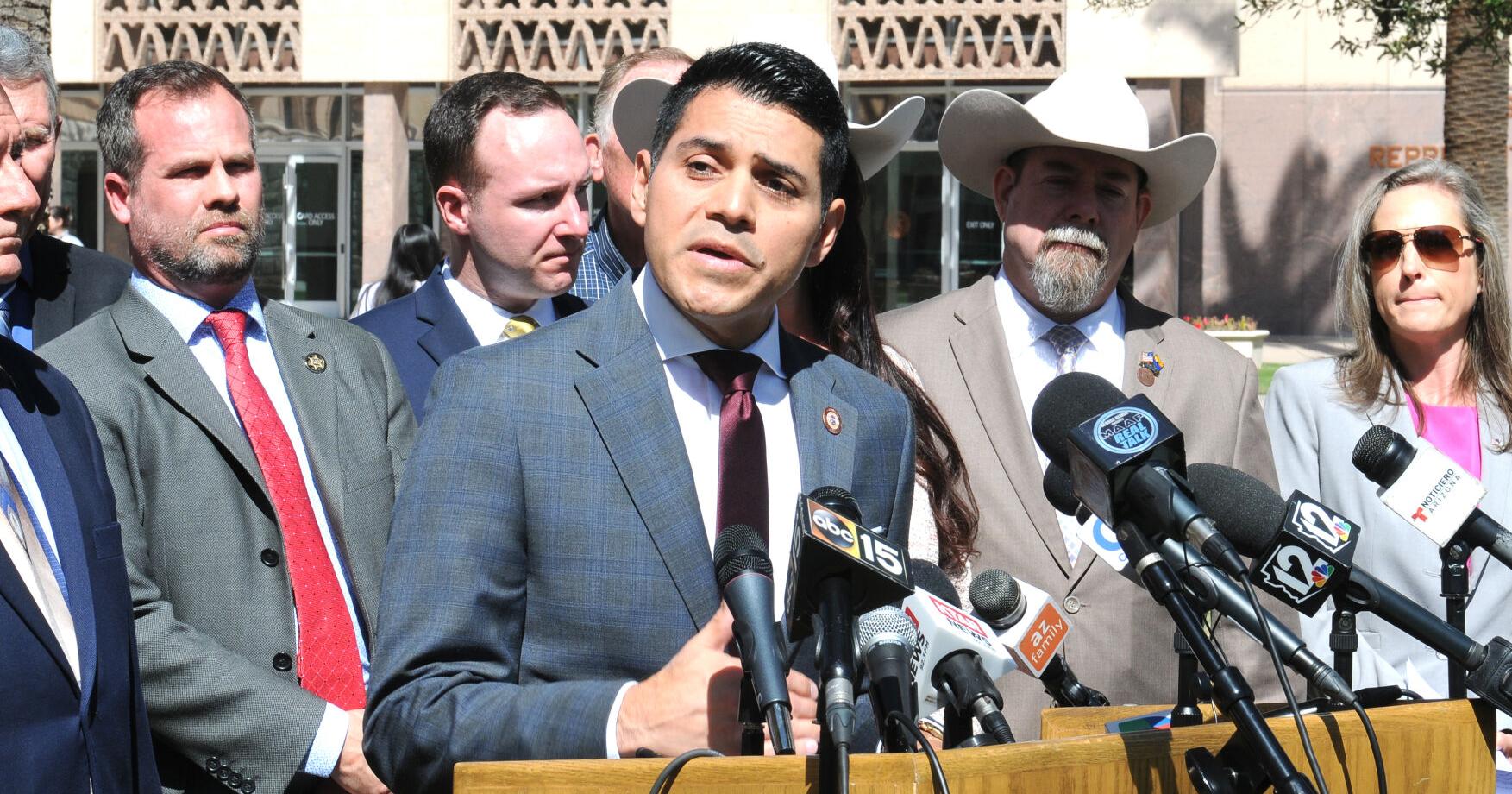 Arizona GOP to send border bill back to Hobbs - Vimarsana News