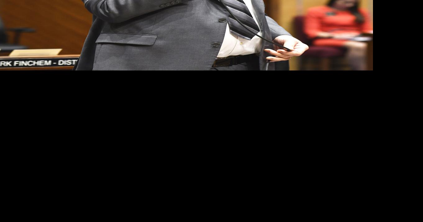 Arizona Senate backs plan that could double legislative pay