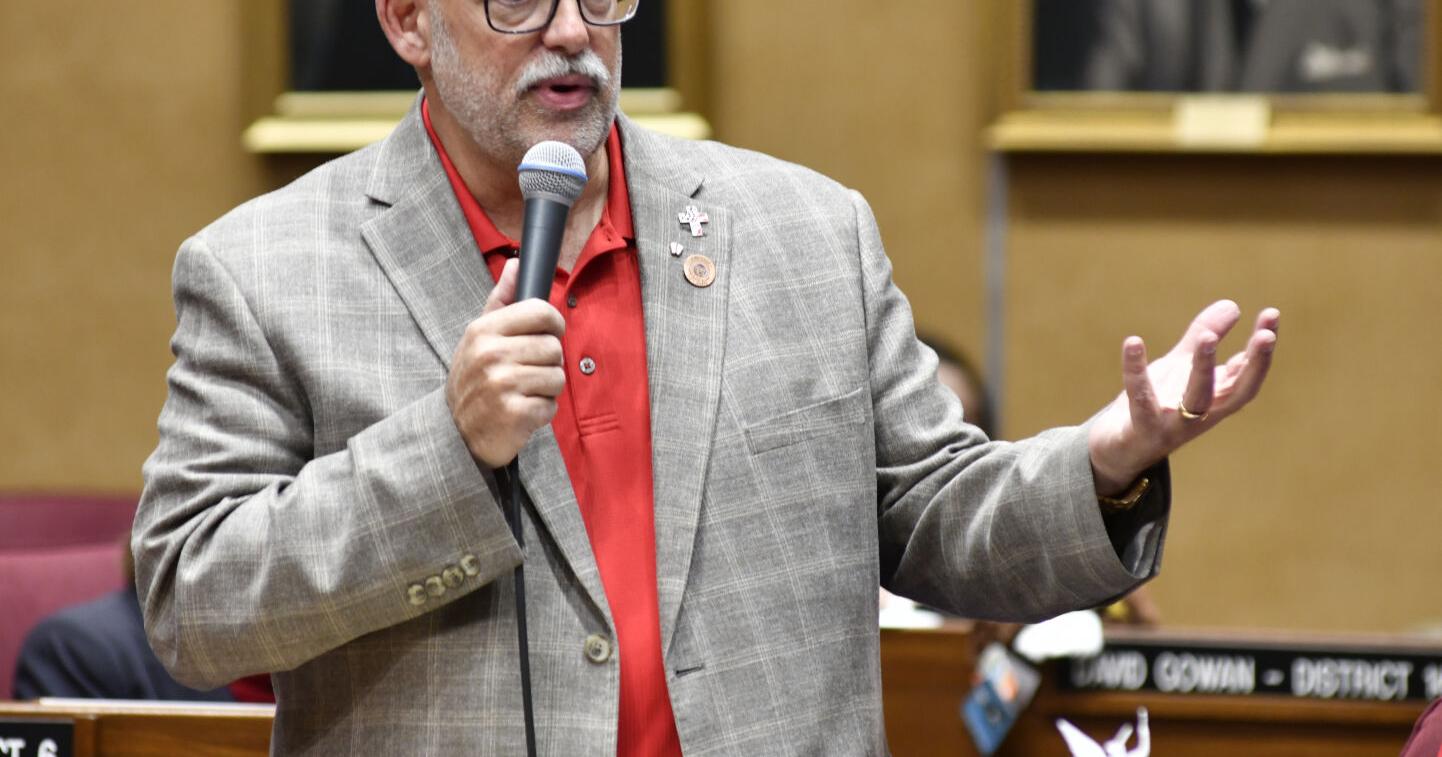 Lawmaker wants Mayes to investigate Hobbs fundraising - Vimarsana News