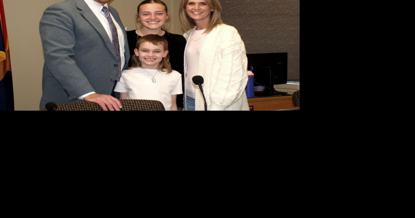 Crane Schools Governing Board votes to hire Dale Ponder