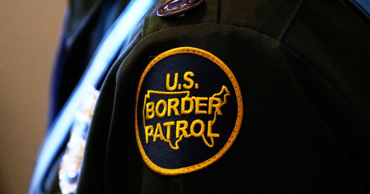 Agents arrest smuggling suspect, homicide fugitive in separate incidents