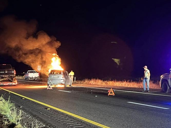 Yuma teen renders aid in crash on Interstate 8