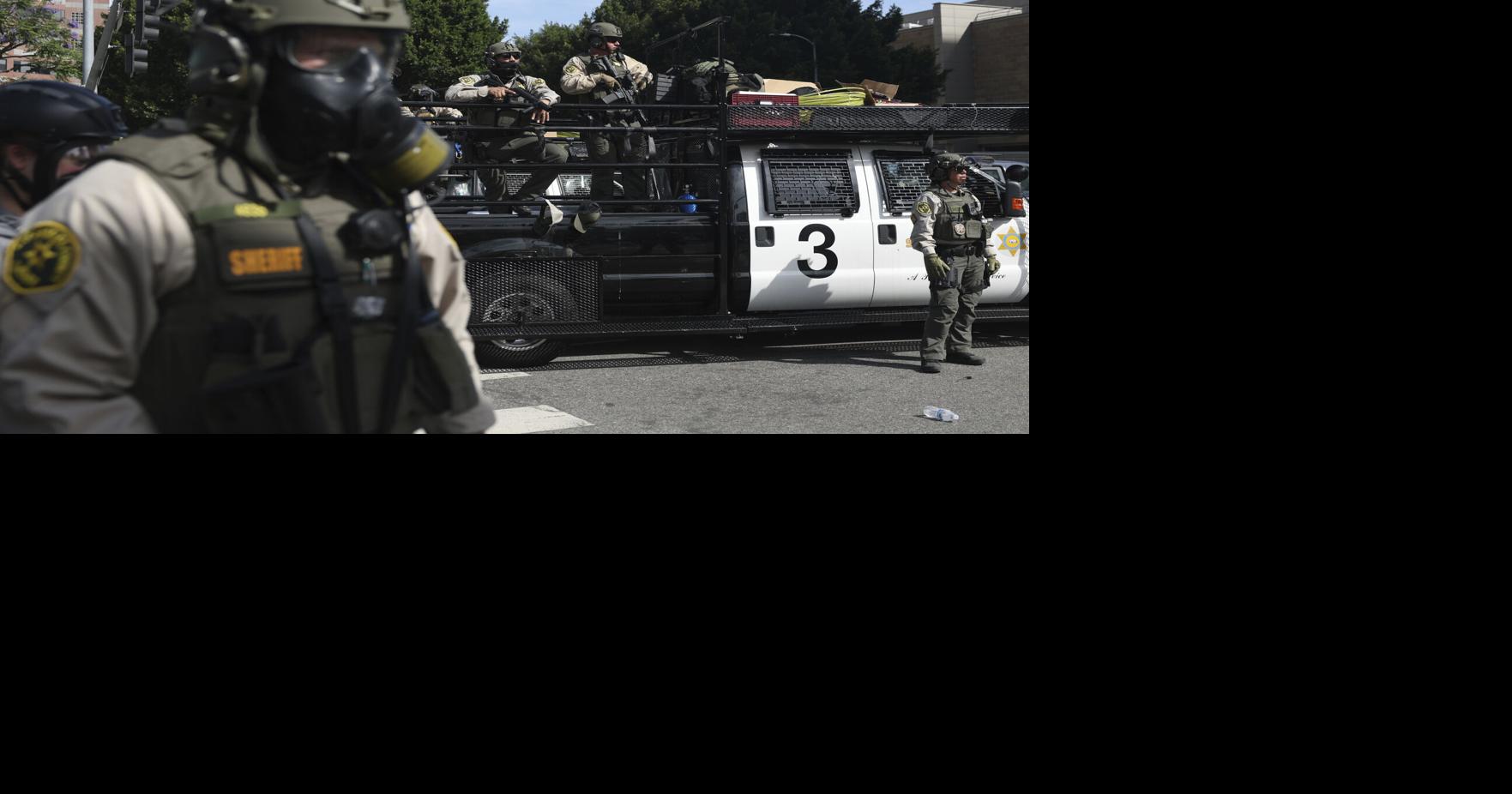 Arizona lawmakers won't ban masks for law enforcement